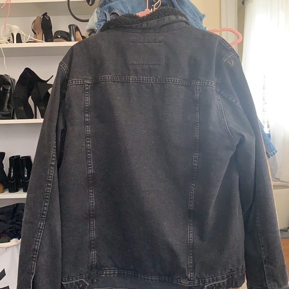 Zara Black Sherpa Jean Jacket - Picture 2 of 2